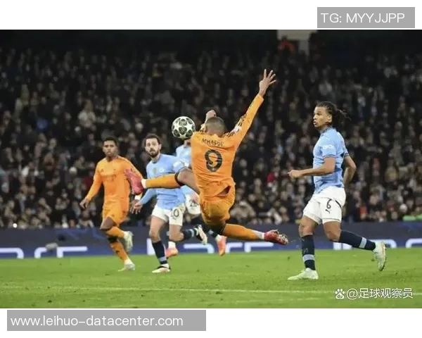 英超惊现冷门曼城热刺战成平局乌龙球引发全场狂欢