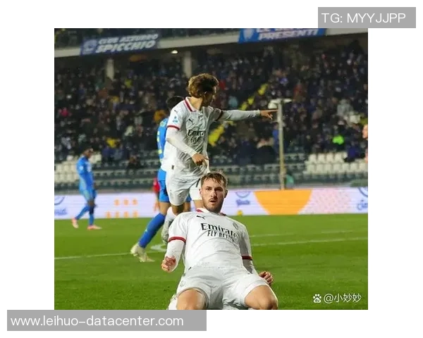 友谊赛精彩回顾AC米兰3-0战胜皇马争议判罚引发热议